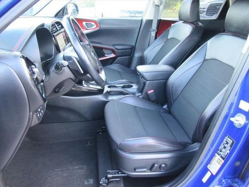 Used 2021 Kia Soul Turbo FWD image 18