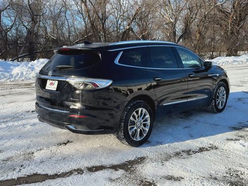 Certified 2024 Buick Enclave Avenir w/ Avenir Technology Package image 9