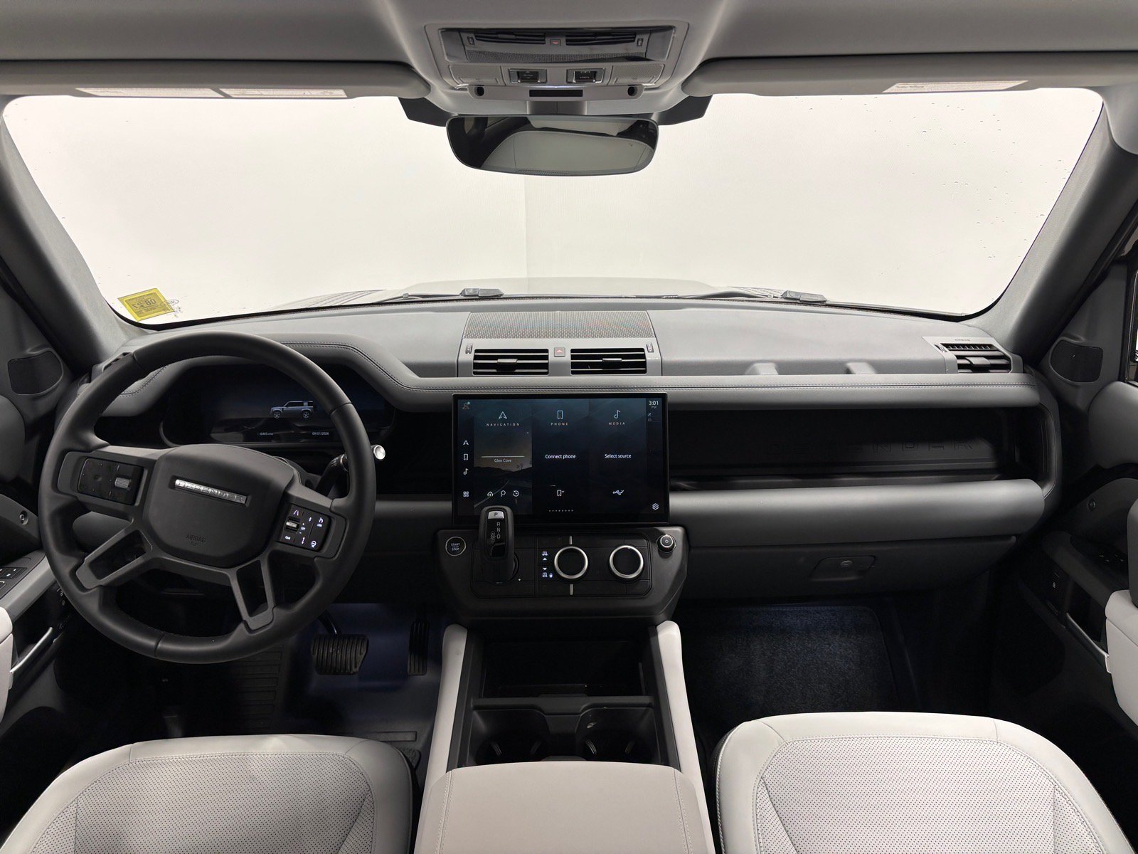 Used 2026 Land Rover Defender 110 X-Dynamic SE AWD/4WD image 34
