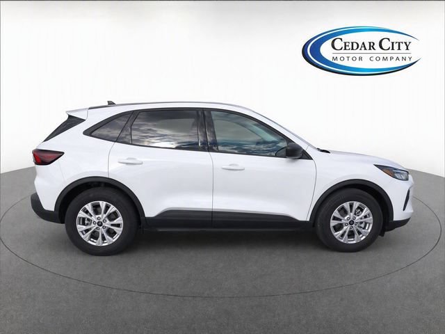 Used 2026 Ford Escape Active w/ Tech Pack #1 AWD/4WD image 8