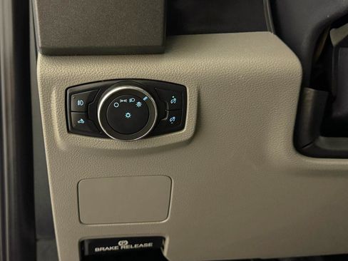 Used 2022 Ford F350 XL w/ Power Equipment Group AWD/4WD image 31