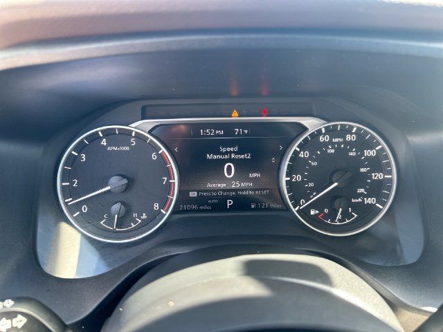 Used 2023 Nissan Rogue SL AWD/4WD image 14