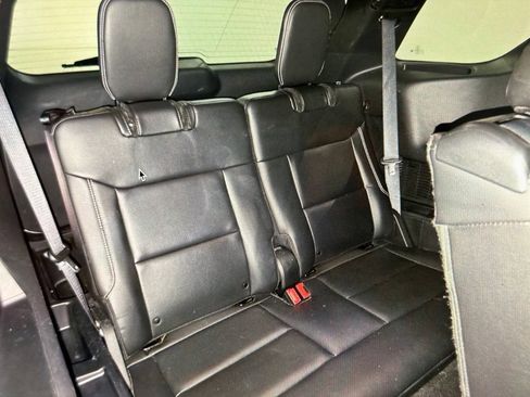 Used 2023 Ford Explorer ST w/ Equipment Group 401A AWD/4WD image 9