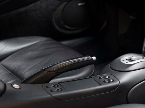 Used 2004 Porsche 911 Carrera 4S image 27