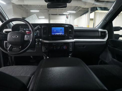 Used 2023 Ford F350 XLT w/ 360-Degree Camera Package AWD/4WD image 5