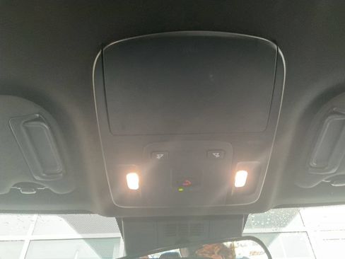 Used 2025 Toyota Camry SE FWD image 16