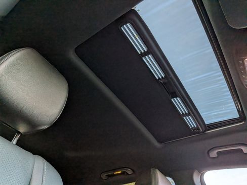 Used 2022 Mercedes-Benz GLE 350 4MATIC image 20