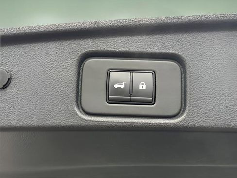 Used 2024 Nissan Pathfinder Platinum w/ Cargo Package image 31