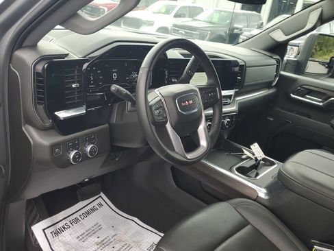 Used 2024 GMC Sierra 2500 SLT w/ SLT Premium Package image 23