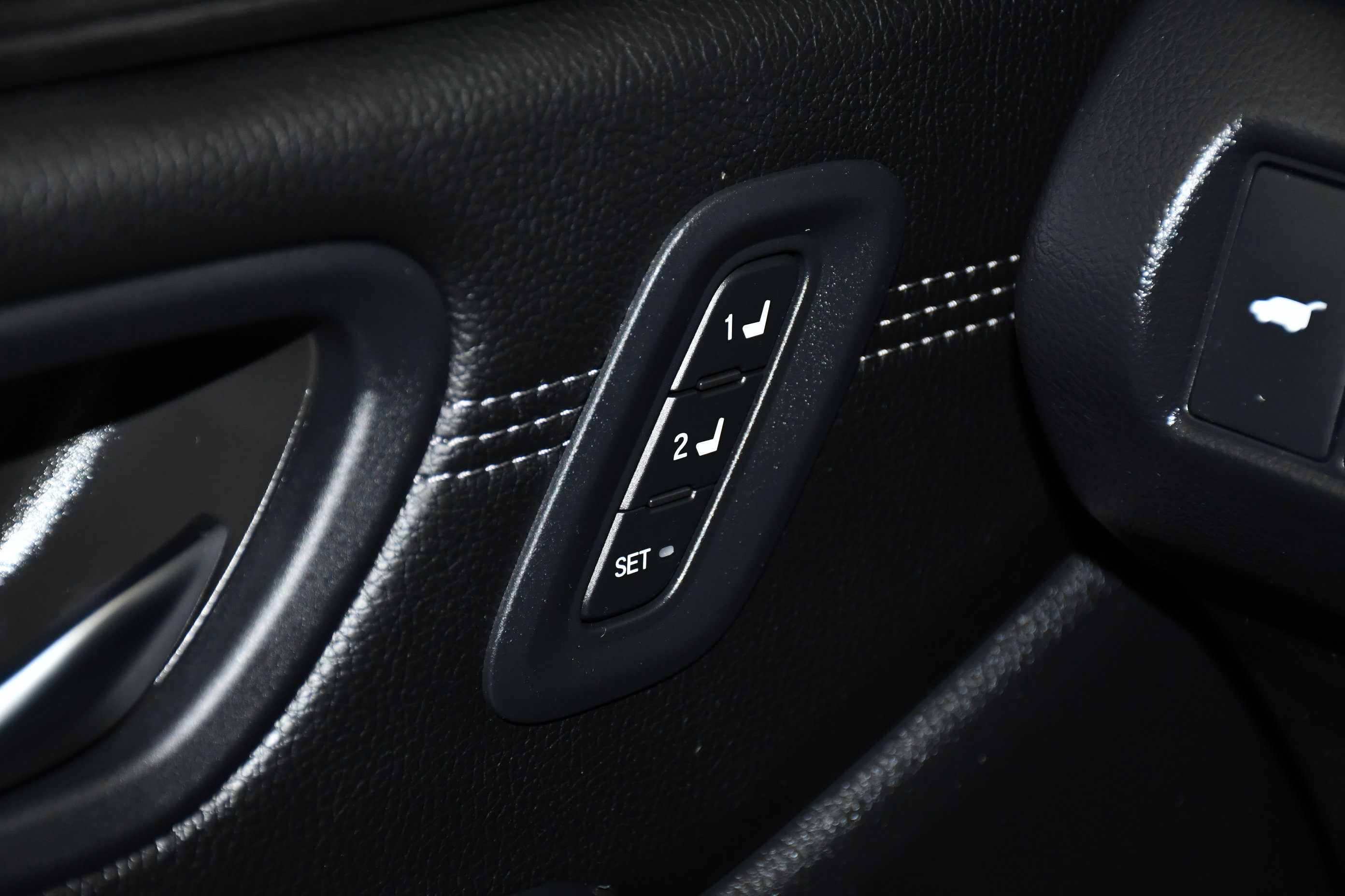 Certified 2026 Honda Pilot Touring image 34