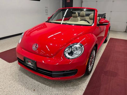 Used 2015 Volkswagen Beetle 1.8T FWD image 5