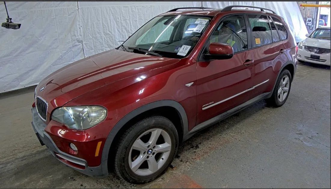 Used 2009 BMW X5 xDrive30i AWD/4WD image 1
