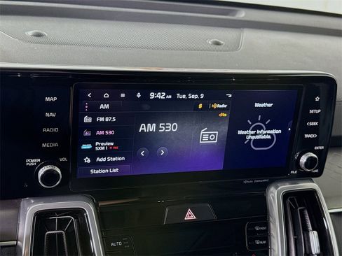 Used 2023 Kia Sorento SX image 8