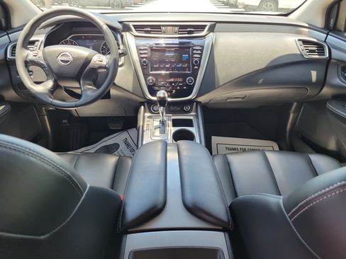 Used 2024 Nissan Murano SV w/ SV Midnight Edition Package FWD image 12