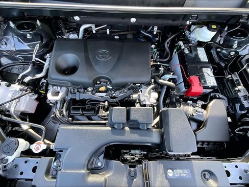 Certified 2024 Toyota RAV4 LE image 31
