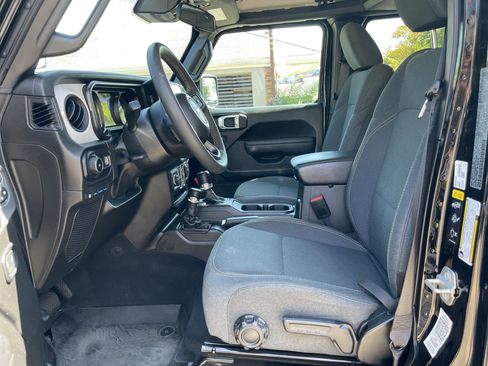 Used 2024 Jeep Wrangler Sport S w/ Convenience Group image 34