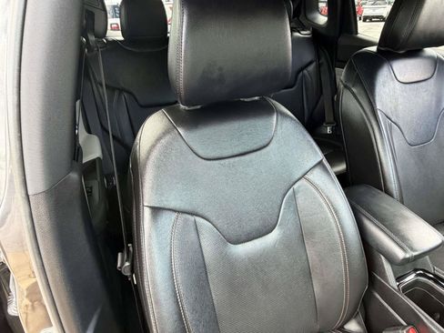 Used 2023 Jeep Compass Limited AWD/4WD image 28