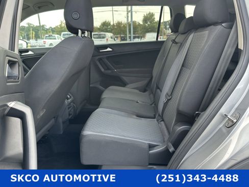 Used 2020 Volkswagen Tiguan S image 14