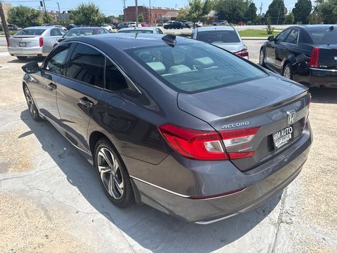 Used 2018 Honda Accord EX-L image 3