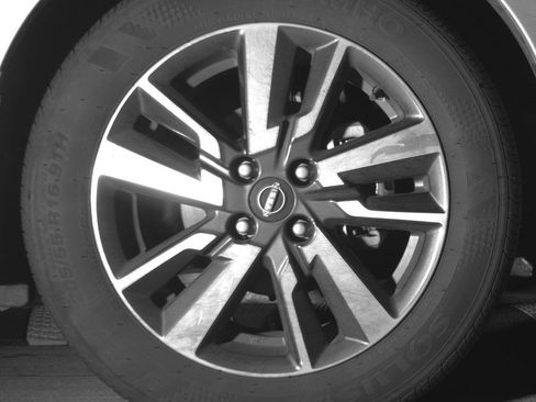 Used 2025 Nissan Versa SV FWD image 13