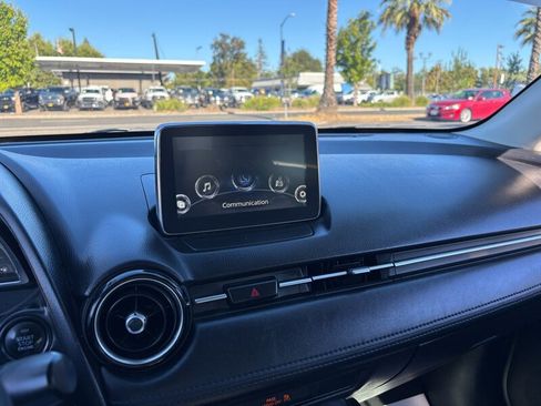 Used 2018 Toyota Yaris iA FWD image 14