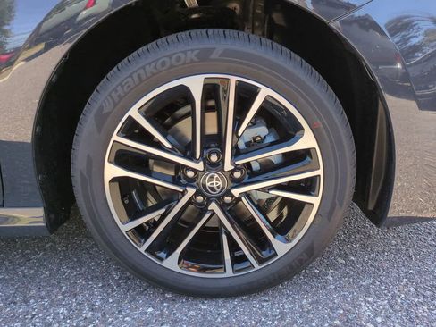 New 2026 Toyota Camry XLE AWD/4WD image 11