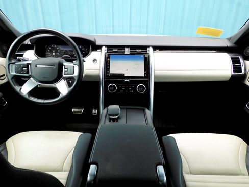 Used 2023 Land Rover Discovery S R-Dynamic AWD/4WD image 9