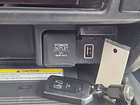 Used 2023 Honda Passport EX-L image 17