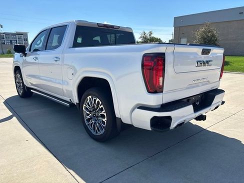 Used 2023 GMC Sierra 1500 Denali Ultimate AWD/4WD image 8