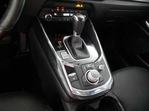 Used 2019 MAZDA CX-9 Touring image 24