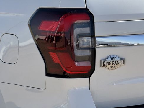 Used 2023 Ford Expedition Max King Ranch image 12