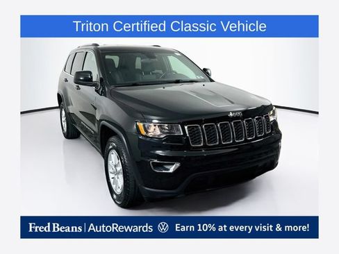 Used 2019 Jeep Grand Cherokee Laredo AWD/4WD image 1