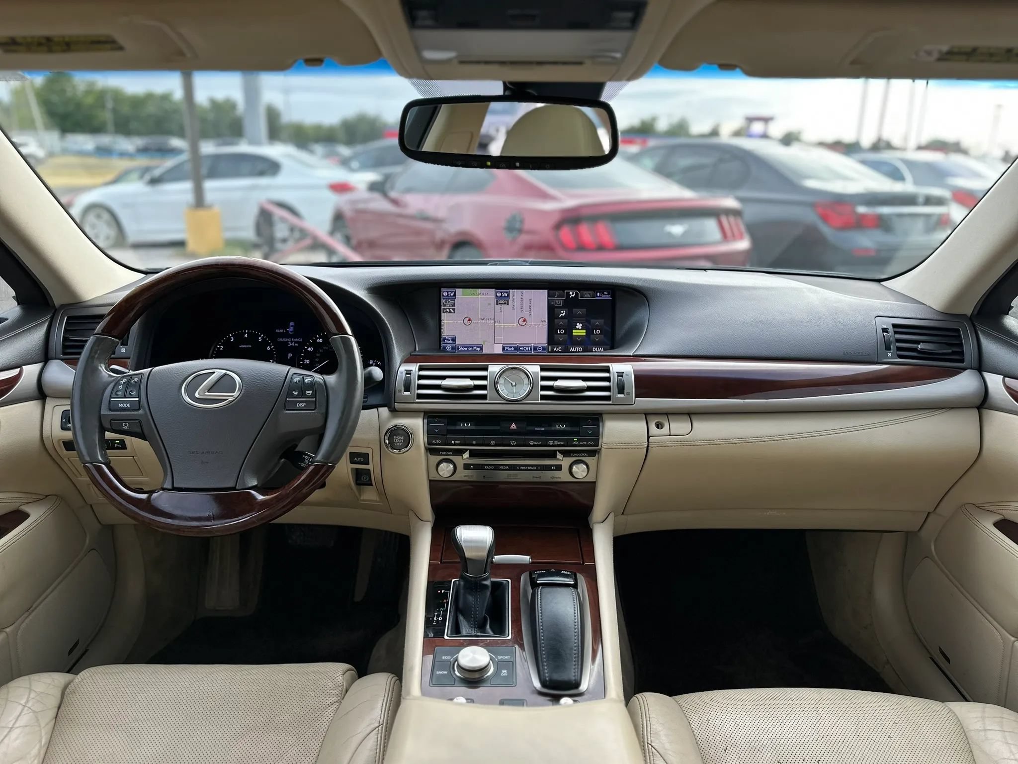 Used 2014 Lexus LS 460 AWD w/ Comfort Package image 12