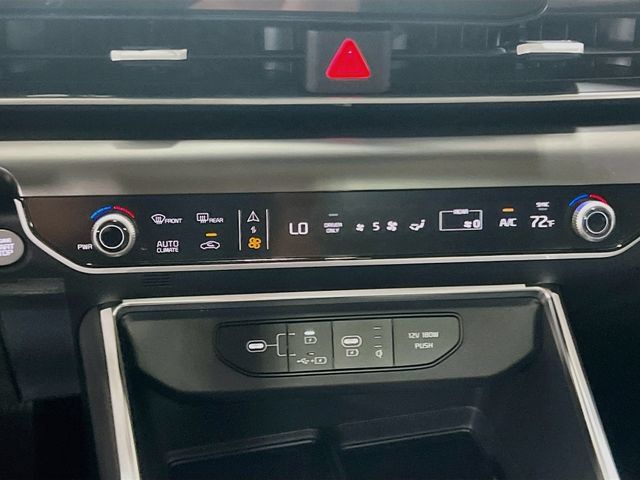 New 2027 Kia Carnival SX w/ Dark Edition Package FWD image 16