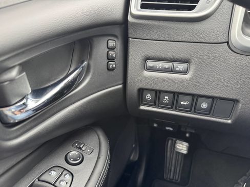 Used 2023 Nissan Murano SL AWD/4WD image 16