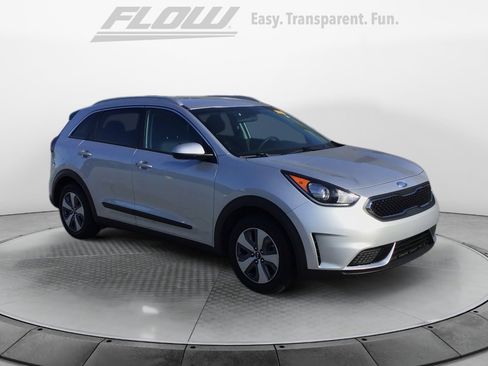 Used 2019 Kia Niro LX FWD image 1