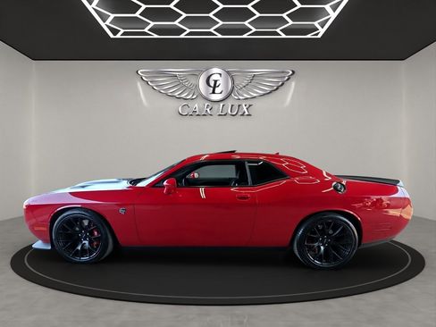 Used 2016 Dodge Challenger SRT Hellcat image 4