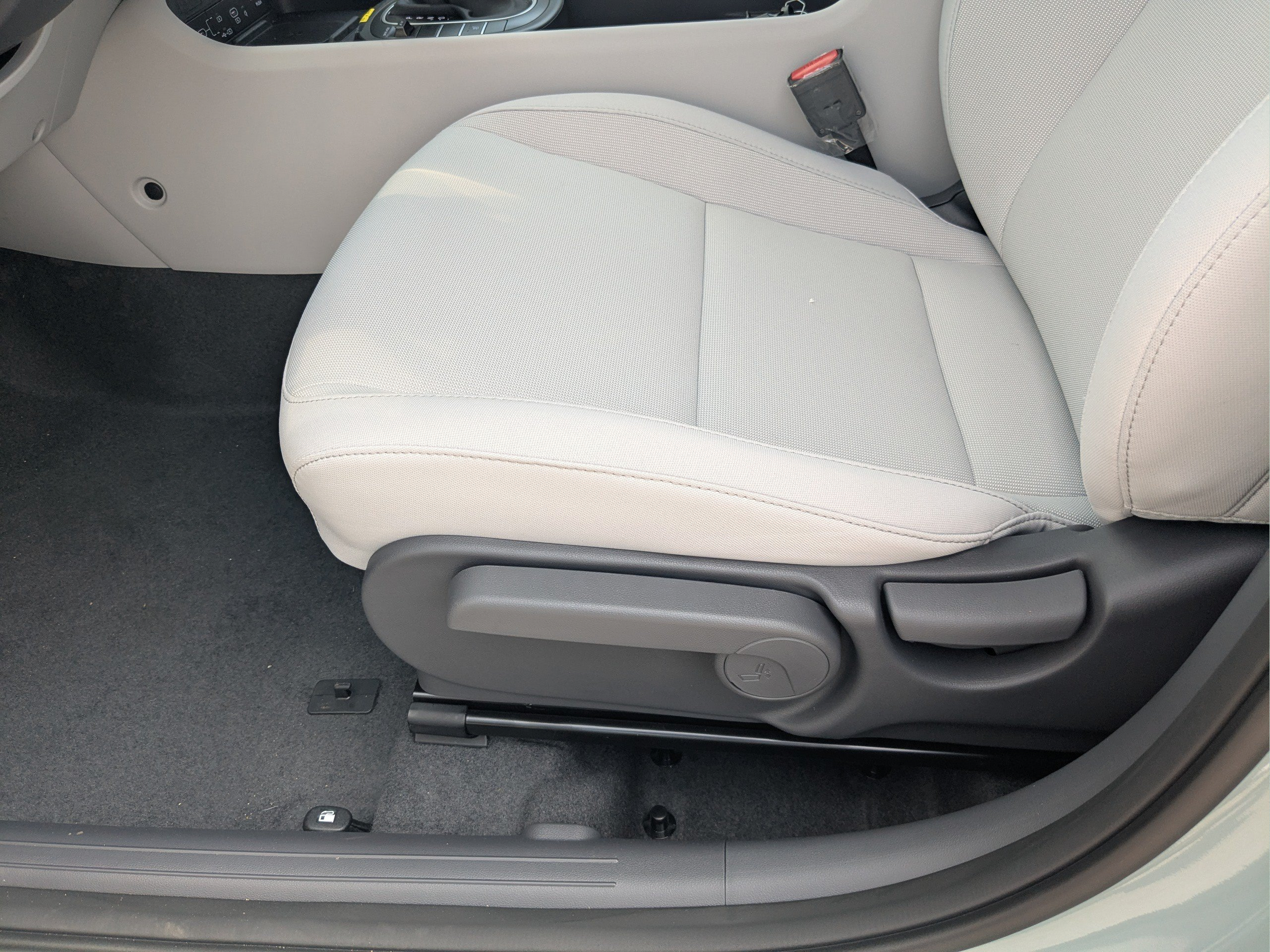 New 2027 Hyundai Kona SEL Sport FWD image 27