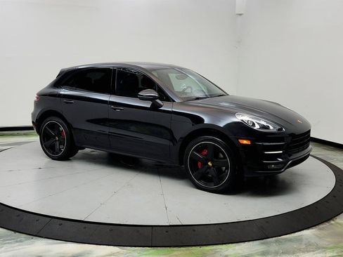 Used 2017 Porsche Macan Turbo AWD/4WD image 3