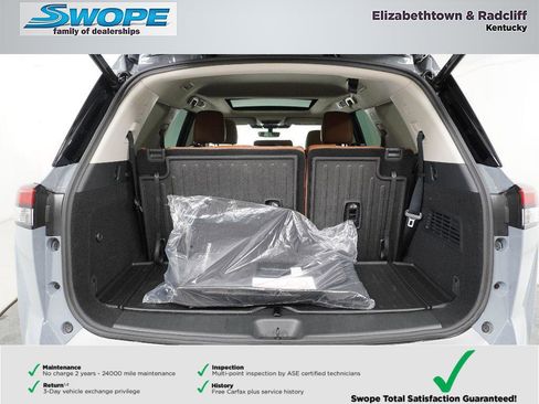 New 2025 Nissan Pathfinder Platinum w/ Cargo Package image 30