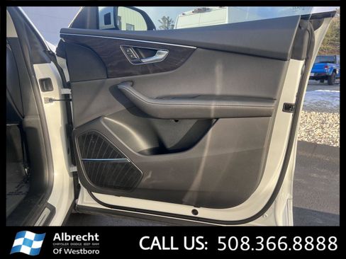 Used 2023 Audi Q8 Premium Plus w/ Premium Plus Package image 21