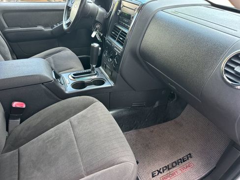 Used 2010 Ford Explorer Sport Trac XLT RWD image 16