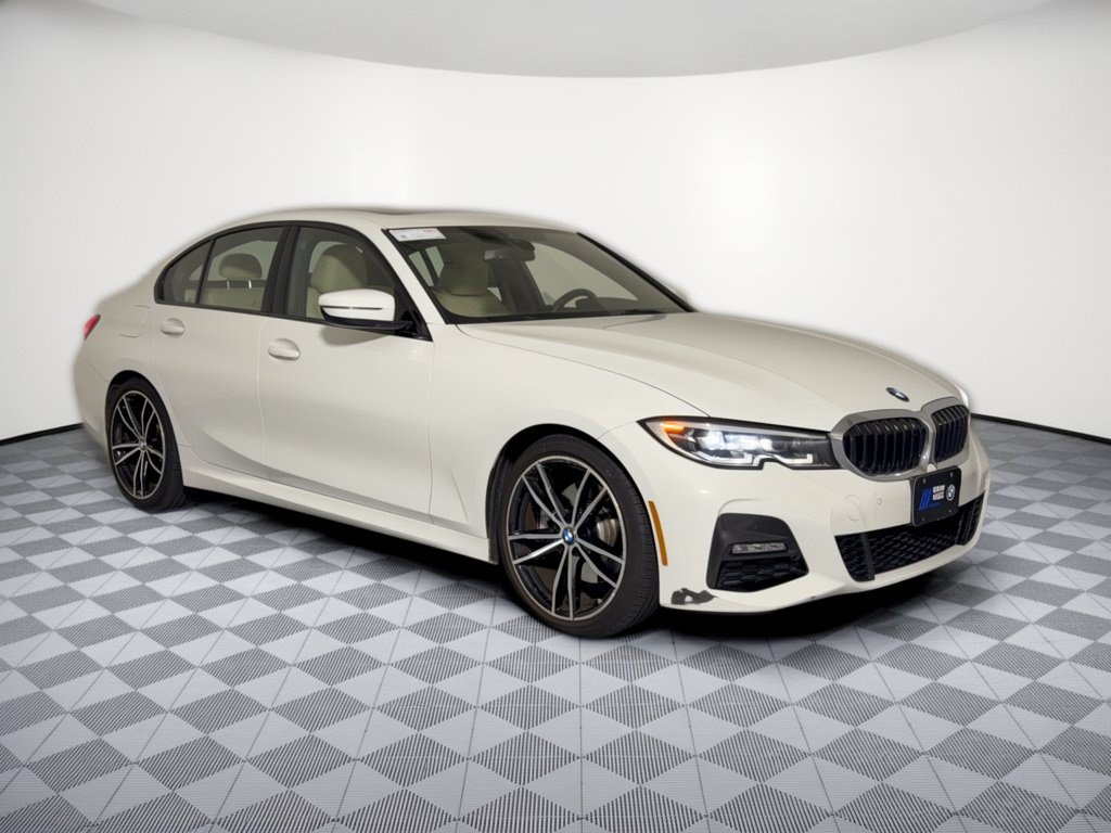 Used 2021 BMW 330i Sedan w/ M Sport Package RWD image 7