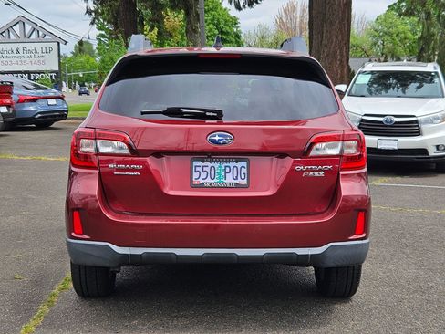 Used 2016 Subaru Outback 2.5i Limited AWD/4WD image 4
