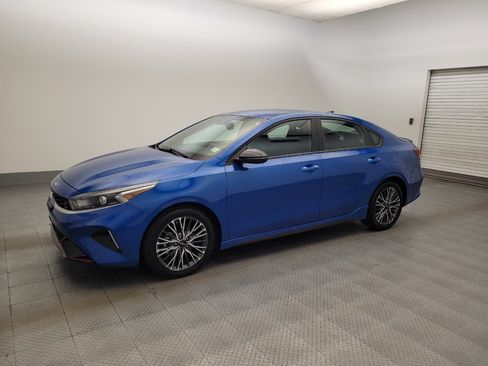 Used 2023 Kia Forte GT-Line FWD image 2