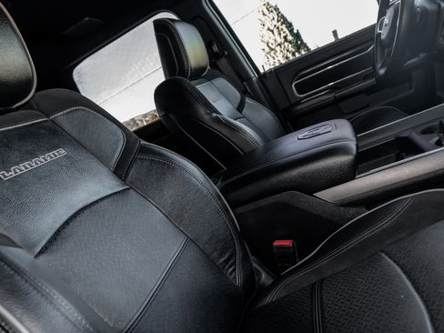 Used 2024 RAM 2500 Laramie w/ Night Edition image 18