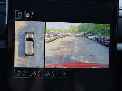 New 2025 GMC Acadia Elevation w/ Elevation Premium Package image 15