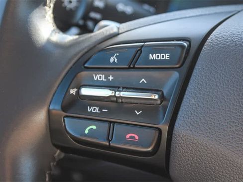 Used 2019 Hyundai Ioniq Electric image 31