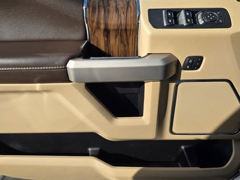 Used 2019 Ford F150 Lariat w/ Equipment Group 502A Luxury image 17