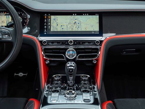 Certified 2024 Bentley Flying Spur W12 image 38